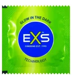 EXS pimedas helendavad kondoomid